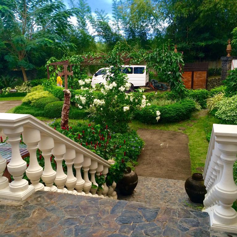 Ataalaya Farmhouse Batangas Екстериор снимка